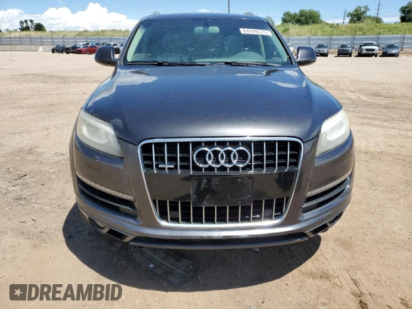 2014 Audi Q7 Premium Plus with VIN WA1LGAFEXED016105, listed as a Copart auction lot 64299575 with 122,448 mi miles and Clean title. Bid and sale history available at DreamBid. Image 5.