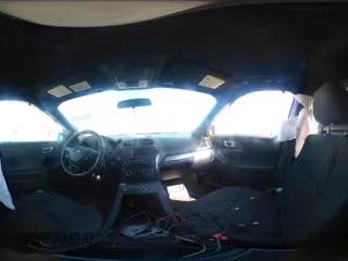 2017 Ford Police Interceptor Utility z VIN 1FM5K8AR7HGA77216, wystawiony jako IAAI lot #41781753 z przebiegiem 151 245 mil mil oraz . Historia ofert i sprzedaży dostępna na DreamBid. Obrazek 18.