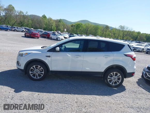 2017 Ford Escape SE with VIN 1FMCU9GD3HUA40233, listed as a IAAI auction lot 42126271 with 284,937 mi miles. Bid and sale history available at carsss.com. Image 15.
