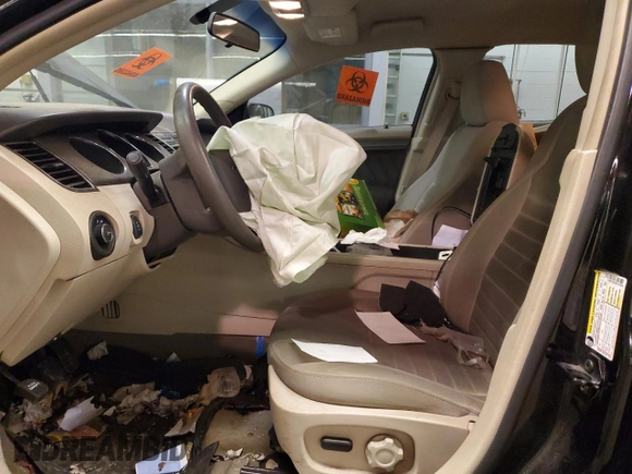 2011 Ford Taurus SE with VIN 1FAHP2DW3BG163699, listed as a Copart auction lot 43186495 with 84,493 mi miles and Salvage Title. Bid and sale history available at DreamBid. Image 7.