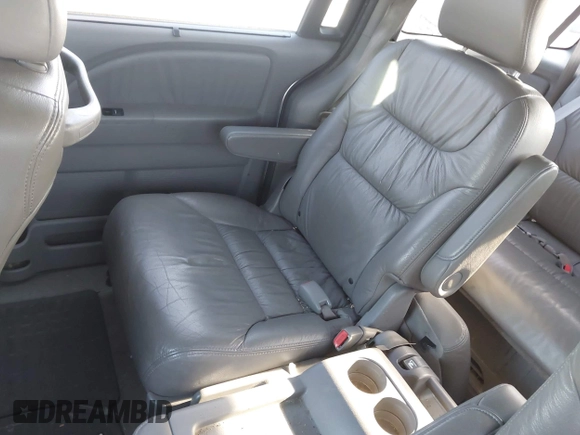2010 Honda Odyssey EX-L with VIN 5FNRL3H68AB007631, listed as a IAAI auction lot 42064445 with 203,361 mi miles. Bid and sale history available at carsss.com. Image 8.