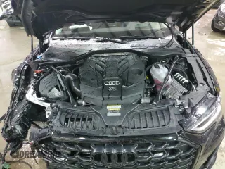 2024 Audi A8 z VIN WAULDAF88RN011314, wystawiony jako Copart lot #44944685 z przebiegiem 5 063 mil mil oraz Szkoda całkowita • Salvage title. Historia ofert i sprzedaży dostępna na DreamBid. Obrazek 11.