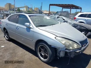 2005 Lexus ES 350 with VIN JTHBA30G755073850, listed as a IAAI auction lot 39519099 with 200,886 mi miles and . Bid and sale history available at DreamBid. Image 1.