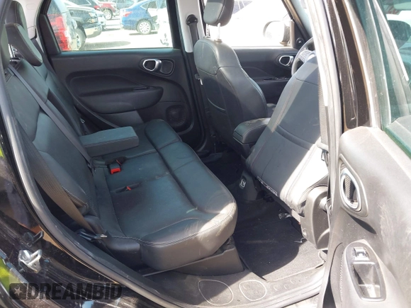 2019 FIAT 500L with VIN ZFBNFACH0KZ042150, listed as a IAAI auction lot 41740513 with 59,550 mi miles and . Bid and sale history available at DreamBid. Image 8.