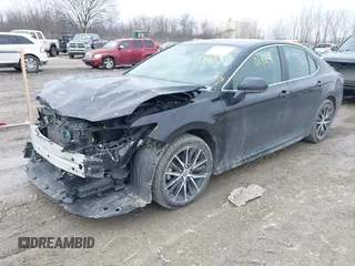 2021 Toyota Camry SE Nightshade with VIN 4T1G11AK4MU573284, listed as a IAAI auction lot 41701923 with 130,160 mi miles. Bid and sale history available at carsss.com. Image 19.