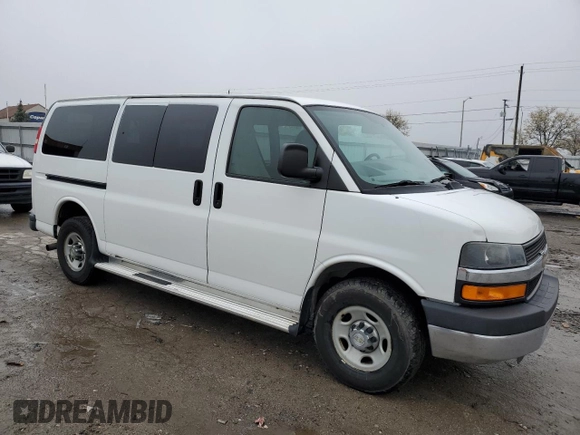 2013 Chevrolet Express Passenger 1LT с VIN 1GAZGYFG4D1190237, выставлен на аукционе Copart как лот 49204764 с пробегом 159 160 миль миль и Списание • Salvage title. История ставок и продаж доступна на DreamBid. Изображение 4.