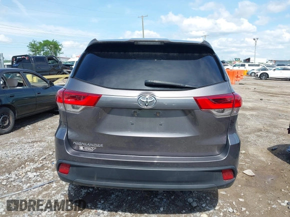 2019 Toyota Highlander LE z VIN 5TDZZRFH3KS325109, wystawiony jako IAAI lot #42160177 z przebiegiem 124 288 mil mil oraz . Historia ofert i sprzedaży dostępna na DreamBid. Obrazek 16.
