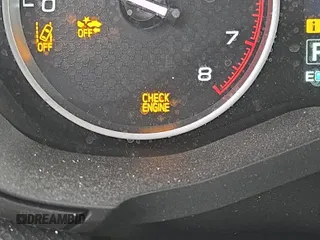 2023 Subaru Forester Premium z VIN JF2SKAEC6PH468002, wystawiony jako IAAI lot #42547222 z przebiegiem 73 121 mil mil oraz . Historia ofert i sprzedaży dostępna na DreamBid. Obrazek 24.