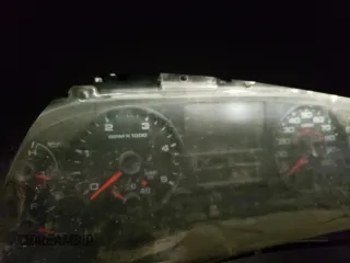 2005 Ford F-350 XL z VIN 1FTWX33P95EB03850, wystawiony jako Copart lot #71228644 z przebiegiem Nie podano mil oraz Szkoda całkowita • Salvage title. Historia ofert i sprzedaży dostępna na DreamBid. Obrazek 9.