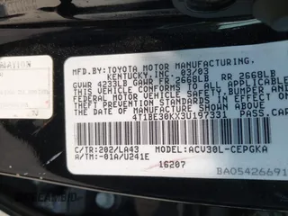 2003 Toyota Camry LE z VIN 4T1BE30KX3U197331, wystawiony jako IAAI lot #42298164 z przebiegiem 248 008 mil mil oraz . Historia ofert i sprzedaży dostępna na DreamBid. Obrazek 9.