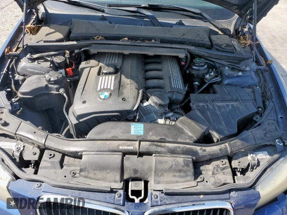 2011 BMW 3 Series 328i with VIN WBAPH7C50BE461757, listed as a Copart auction lot 62005405 with 129,851 mi miles and Salvage title. Bid and sale history available at DreamBid. Image 11.