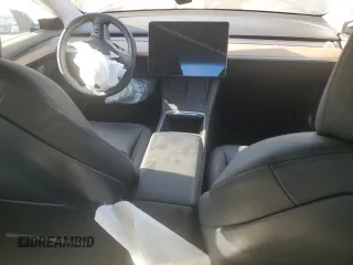 2021 Tesla Model 3 Standard Range Plus z VIN 5YJ3E1EA6MF961439, wystawiony jako Copart lot #49825655 z przebiegiem 38 355 mil mil oraz Szkody całkowita. Historia ofert i sprzedaży dostępna na DreamBid. Obrazek 8.