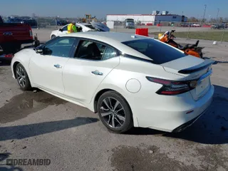 2019 Nissan Maxima S with VIN 1N4AA6AVXKC375092, listed as a IAAI auction lot 40848099 with 84,372 mi miles. Bid and sale history available at carsss.com. Image 3.