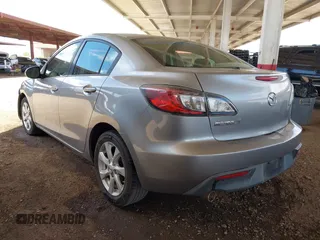 2011 Mazda Mazda3 i Touring with VIN JM1BL1VG1B1491171, listed as a IAAI auction lot 41886159 with 127,674 mi miles. Bid and sale history available at carsss.com. Image 3.