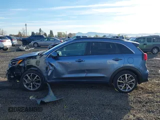 2021 Kia Niro Touring with VIN KNDCC3LC8M5480860, listed as a IAAI auction lot 41885146 with 39,677 mi miles. Bid and sale history available at carsss.com. Image 15.