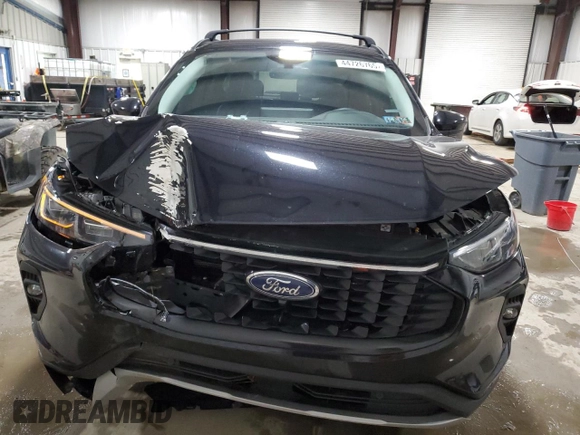 2024 Ford Escape Platinum with VIN 1FMCU9JA8RUA68559, listed as a Copart auction lot 44726765 with 17,442 mi miles and Salvage Title. Bid and sale history available at DreamBid. Image 5.