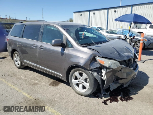 2017 Toyota Sienna LE Auto Access Seat with VIN 5TDKZ3DC1HS820732, listed as a Copart auction lot 54251475 with 104,560 mi miles and Salvage title. Bid and sale history available at DreamBid. Image 4.