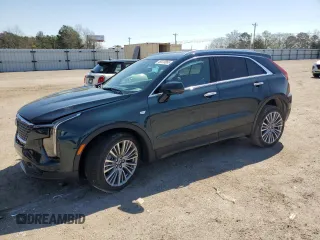 2025 Cadillac XT4 FWD Premium Luxury z VIN 1GYFZCR47SF141620, wystawiony jako Copart lot #48413065 z przebiegiem 2371 mil mil oraz Szkody całkowita. Historia ofert i sprzedaży dostępna na DreamBid. Obrazek 1.