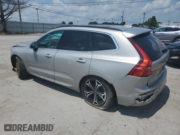 2022 Volvo XC60 Momentum z VIN YV4L12RK9N1967229, wystawiony jako Copart lot #65001794 z przebiegiem 48 584 mil mil oraz Nie do naprawy • Non repairable. Historia ofert i sprzedaży dostępna na DreamBid. Obrazek 2.