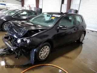 2010 Volkswagen Golf with VIN WVWBB7AJ1AW205473, listed as a Copart auction lot 88213325 with 0 mi miles and Salvage Title. Bid and sale history available at carsss.com. Image 1.