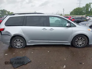 2019 Toyota Sienna XLE Auto Access Seat z VIN 5TDYZ3DC2KS018742, wystawiony jako IAAI lot #42288335 z przebiegiem 101 741 mil mil oraz . Historia ofert i sprzedaży dostępna na DreamBid. Obrazek 13.