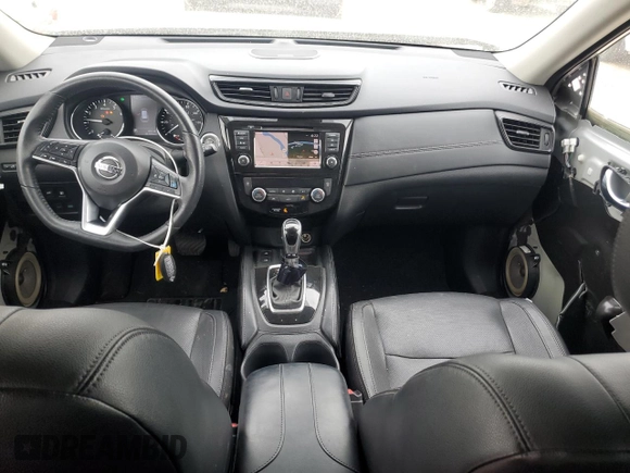 2019 Nissan Rogue SL with VIN 5N1AT2MT8KC786039, listed as a Copart auction lot 51773095 with 33,735 mi miles and Salvage Title. Bid and sale history available at DreamBid. Image 8.
