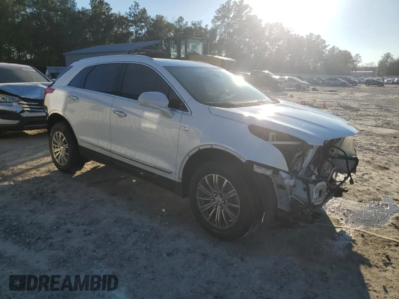 2019 Cadillac XT5 Luxury FWD z VIN 1GYKNCRS8KZ193300, wystawiony jako Copart lot #44921215 z przebiegiem 61 690 mil mil oraz Szkoda całkowita • Salvage title. Historia ofert i sprzedaży dostępna na DreamBid. Obrazek 4.