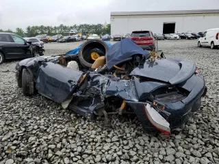 2000 Porsche Boxster S with VIN WP0CB2980YU660930, listed as a Copart auction lot 61270324 with 0 mi miles and Salvage Title. Bid and sale history available at carsss.com. Image 2.