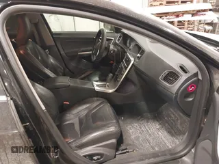 2012 Volvo S60 T6 with VIN YV1902FH7C2102334, listed as a IAAI auction lot 41469884 with 109,946 mi miles. Bid and sale history available at carsss.com. Image 5.