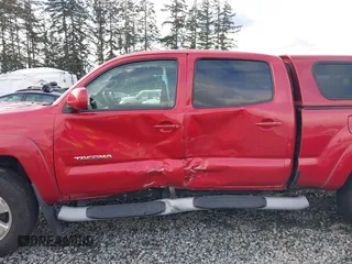 2010 Toyota Tacoma with VIN 5TEMU4FN7AZ693201, listed as a IAAI auction lot 41518269 with 173,312 mi miles and . Bid and sale history available at DreamBid. Image 14.