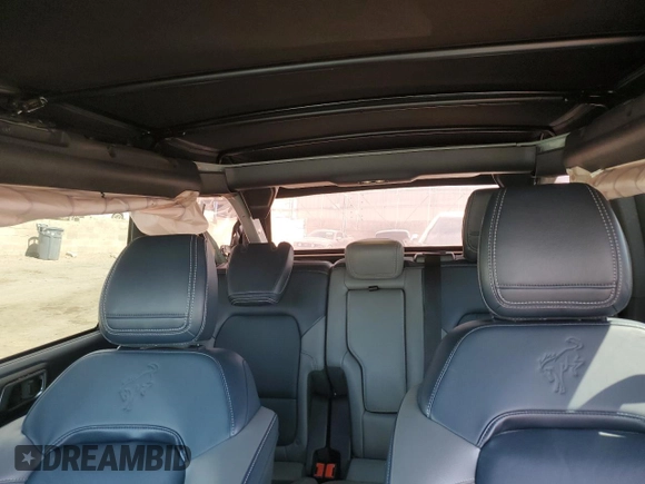 2023 Ford Bronco с VIN 1FMEE5BP2PLB81217, выставлен на аукционе Copart как лот 50235305 с пробегом 16 343 миль миль и Списание • Salvage title. История ставок и продаж доступна на DreamBid. Изображение 10.