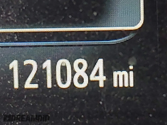 2015 Toyota Sienna XLE with VIN 5TDYK3DC3FS666438, listed as a IAAI auction lot 42117980 with 121,084 mi miles and . Bid and sale history available at DreamBid. Image 15.