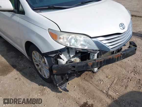 2014 Toyota Sienna Limited with VIN 5TDDK3DC0ES091826, listed as a IAAI auction lot 42112113 with 200,255 mi miles and . Bid and sale history available at DreamBid. Image 18.