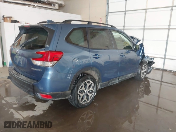 2020 Subaru Forester Premium with VIN JF2SKAJC0LH553434, listed as a IAAI auction lot 41454507 with 1 mi miles. Bid and sale history available at carsss.com. Image 4.