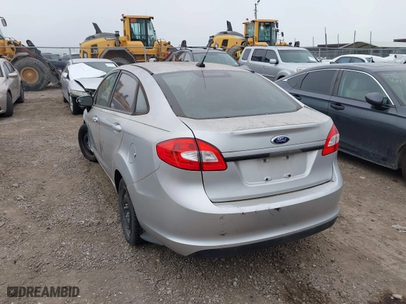 2013 Ford Fiesta SE with VIN 3FADP4BJXDM220183, listed as a IAAI auction lot 42026592 with 153,396 mi miles. Bid and sale history available at carsss.com. Image 3.
