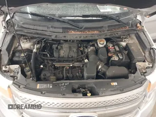 2013 Ford Explorer z VIN 1FM5K8B89DGB30076, wystawiony jako IAAI lot #42274929 z przebiegiem 268 795 mil mil oraz . Historia ofert i sprzedaży dostępna na DreamBid. Obrazek 10.