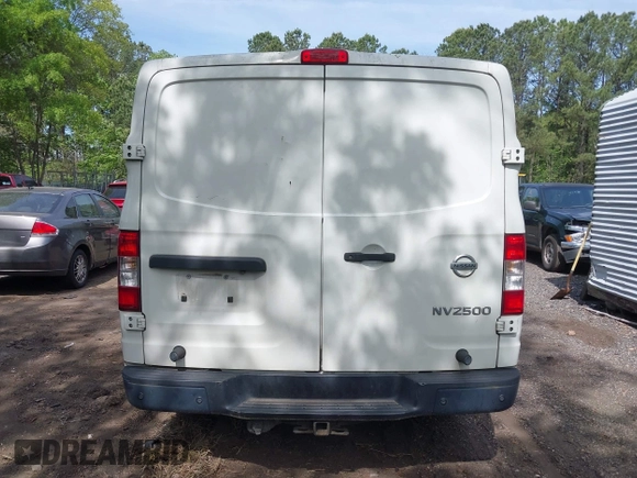 2017 Nissan NV SV с VIN 1N6AF0KYXHN806543, выставлен на аукционе IAAI как лот 42091203 с пробегом 278 626 миль миль и . История ставок и продаж доступна на DreamBid. Изображение 16.