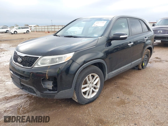 2014 Kia Sorento LX with VIN 5XYKT3A67EG539205, listed as a IAAI auction lot 41877741 with 177,446 mi miles. Bid and sale history available at carsss.com. Image 6.