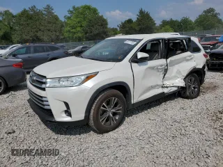 2019 Toyota Highlander LE с VIN 5TDZZRFH5KS366695, выставлен на аукционе Copart как лот 59177765 с пробегом 96 943 миль миль и Списание • Salvage title. История ставок и продаж доступна на DreamBid. Изображение 1.