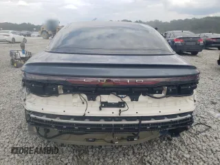 2023 Lucid Air Pure z VIN 50EA1PFA0PA006360, wystawiony jako Copart lot #72276924 z przebiegiem 4982 mil mil oraz Tytuł czysty. Historia ofert i sprzedaży dostępna na DreamBid. Obrazek 6.