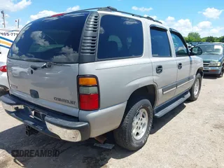 2005 Chevrolet Tahoe LT z VIN 1GNEK13T35J201699, wystawiony jako IAAI lot #42380315 z przebiegiem 231 088 mil mil oraz . Historia ofert i sprzedaży dostępna na DreamBid. Obrazek 4.