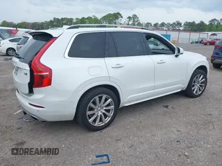 2018 Volvo XC90 Momentum with VIN YV4A22PK2J1202199, listed as a IAAI auction lot 41898147 with 82,161 mi miles and . Bid and sale history available at DreamBid. Image 4.