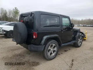 2018 Jeep Wrangler Sahara z VIN 1C4AJWBG0JL903053, wystawiony jako Copart lot #55486835 z przebiegiem 136 516 mil mil oraz Czysty tytuł • Clean title. Historia ofert i sprzedaży dostępna na DreamBid. Obrazek 3.