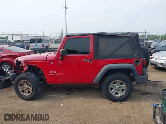 2009 Jeep Wrangler X with VIN 1J4FA24129L716085, listed as a IAAI auction lot 42425012 with 118,859 mi miles and . Bid and sale history available at DreamBid. Image 14.