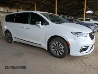 2022 Chrysler Pacifica Hybrid Limited with VIN 2C4RC1S74NR123134, listed as a Copart auction lot 57906795 with 75,648 mi miles and Salvage title. Bid and sale history available at DreamBid. Image 4.