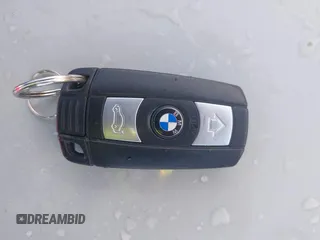 2007 BMW 3 Series 328xi с VIN WBAVT73507FZ36976, выставлен на аукционе IAAI как лот 41647516 с пробегом 157 049 миль миль и . История ставок и продаж доступна на DreamBid. Изображение 11.