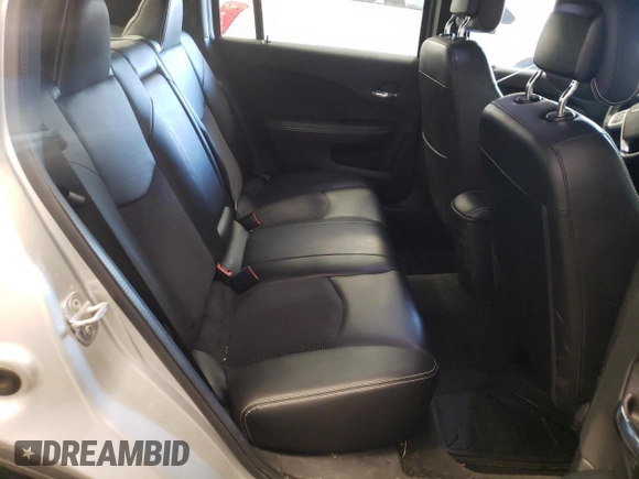 2012 Chrysler 200 S with VIN 1C3CCBHG9CN222016, listed as a Copart auction lot 49918425 with 135,519 mi miles and Clean Title. Bid and sale history available at carsss.com. Image 10.