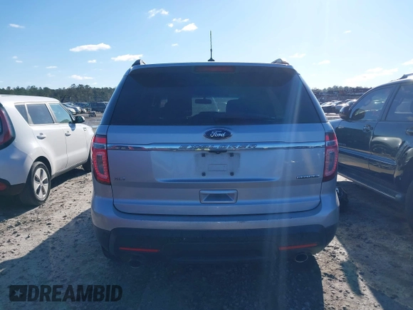 2014 Ford Explorer XLT with VIN 1FM5K7D81EGB40383, listed as a IAAI auction lot 41737237 with 246,707 mi miles and . Bid and sale history available at DreamBid. Image 16.