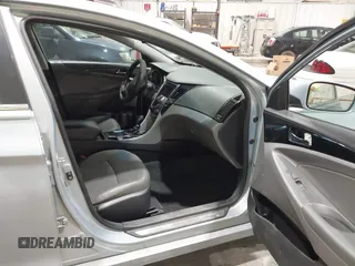 2011 Hyundai Sonata Limited with VIN 5NPEC4AC0BH102725, listed as a IAAI auction lot 41868360 with 194,182 mi miles and . Bid and sale history available at carsss.com. Image 5.