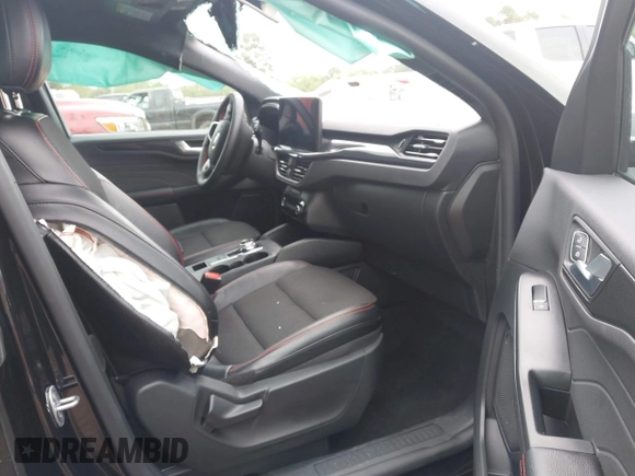 2024 Ford Escape ST-Line with VIN 1FMCU0MZ3RUA57188, listed as a IAAI auction lot 41952211 with 13,024 mi miles and . Bid and sale history available at DreamBid. Image 5.